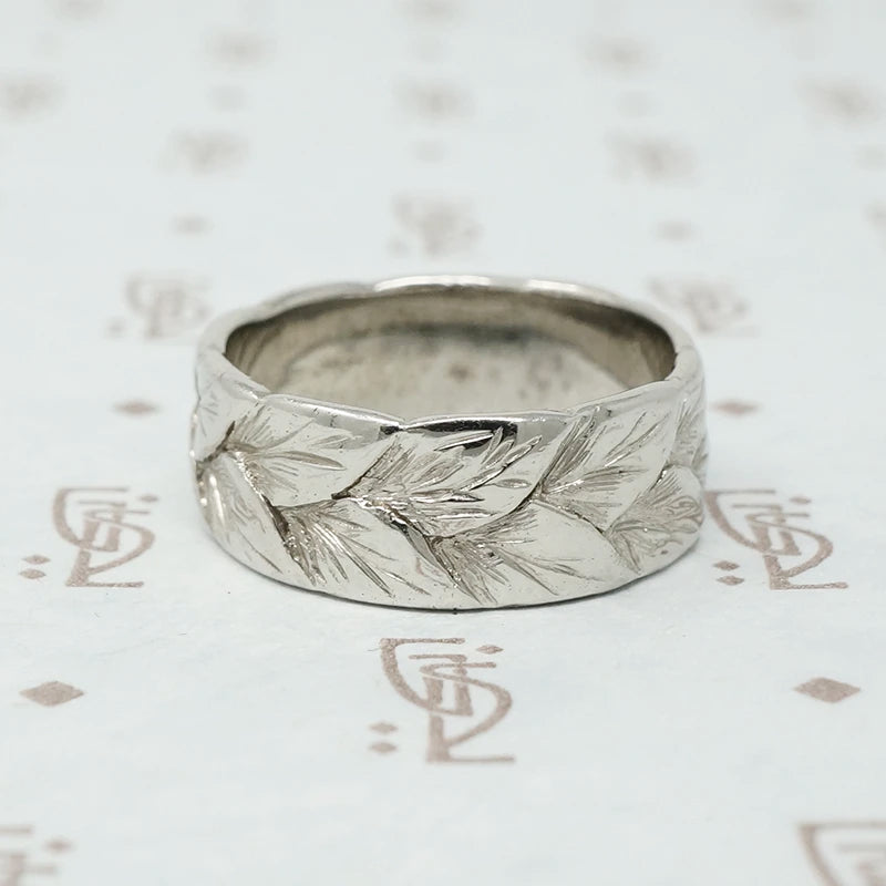 Beautiful White Gold Band With Engraved Leaves