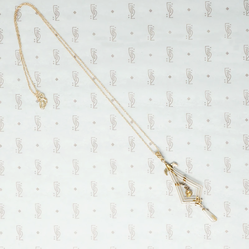 Exquisite Pearl and Diamond Lavalier Pendant