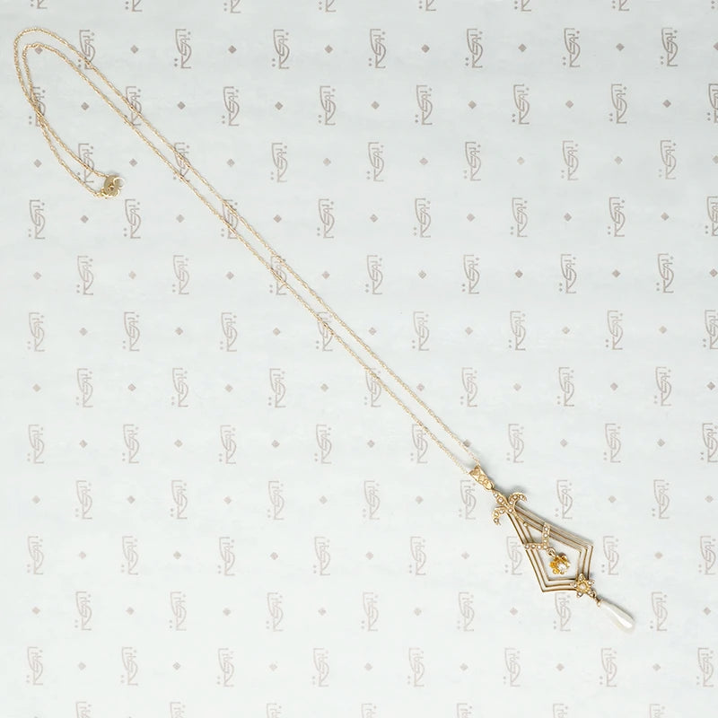 Exquisite Pearl and Diamond Lavalier Pendant