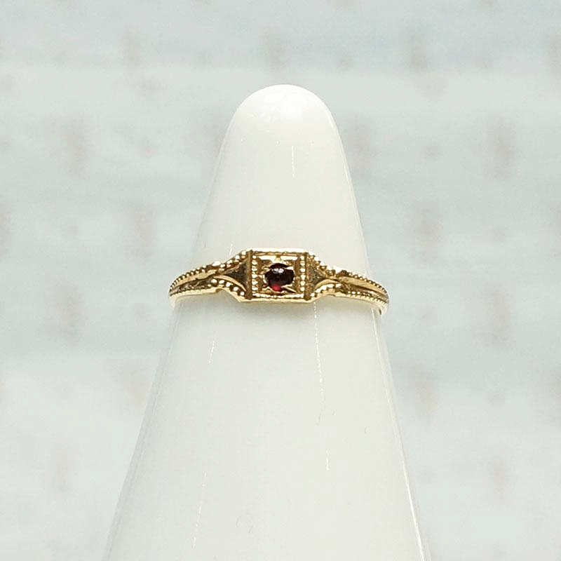 Rosy Gold  Ring with Cabochon Garnet