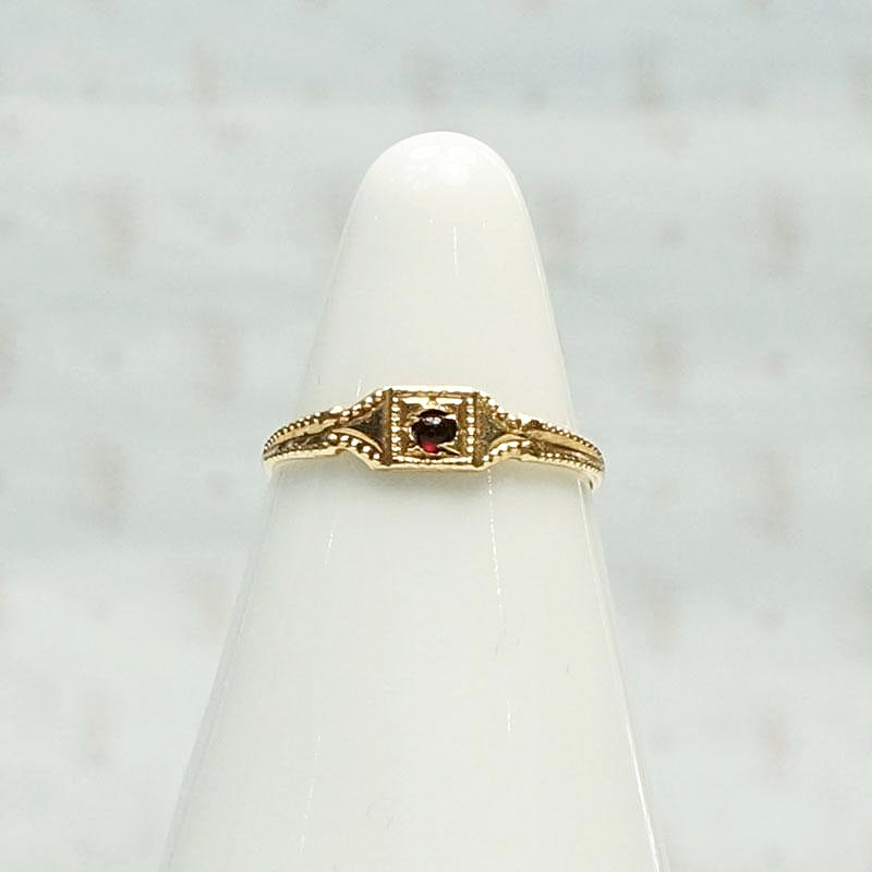 Rosy Gold  Ring with Cabochon Garnet