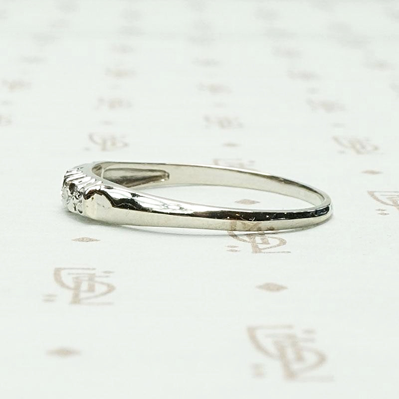 Romantic & Refined 1940s Diamond Wedding Band
