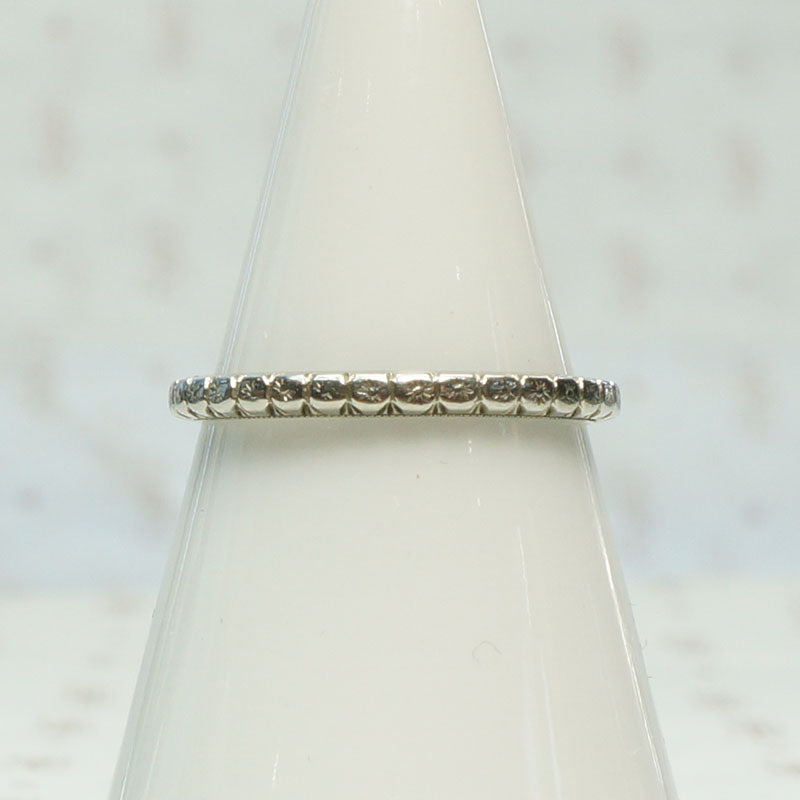 Ring of Roses Vintage White Gold Band