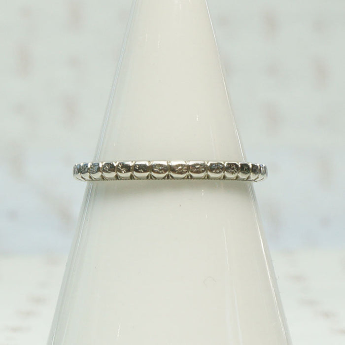 Ring of Roses Vintage White Gold Band