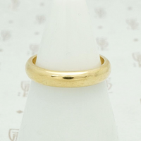 Lucky 1920s 18k Wedding Band