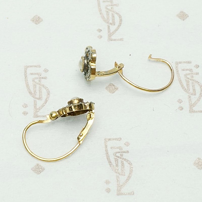 Petite French Earrings in Pearl Platinum & Gold