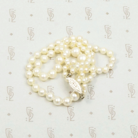 Graduated Pearl Necklace with Diamond Clasp