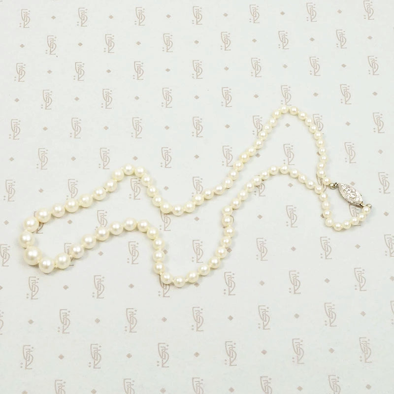 Graduated Pearl Necklace with Diamond Clasp
