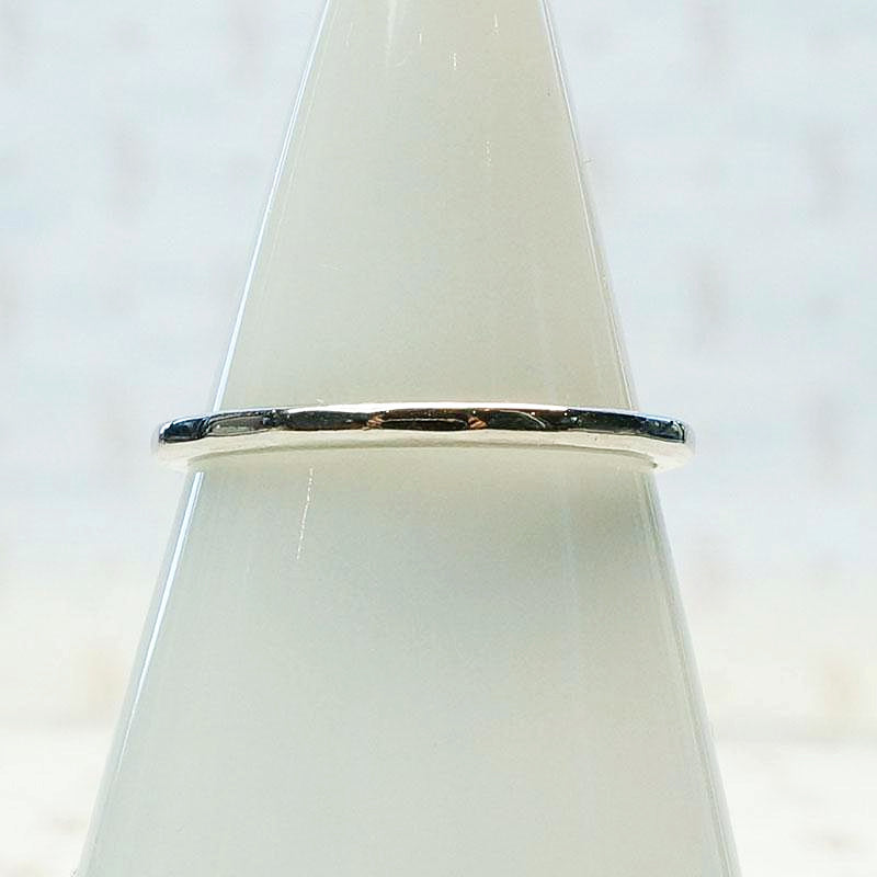 Retro Faceted Platinum Wedding Band