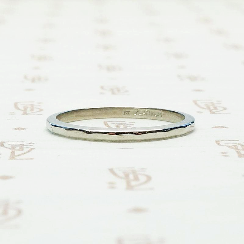 Retro Faceted Platinum Wedding Band