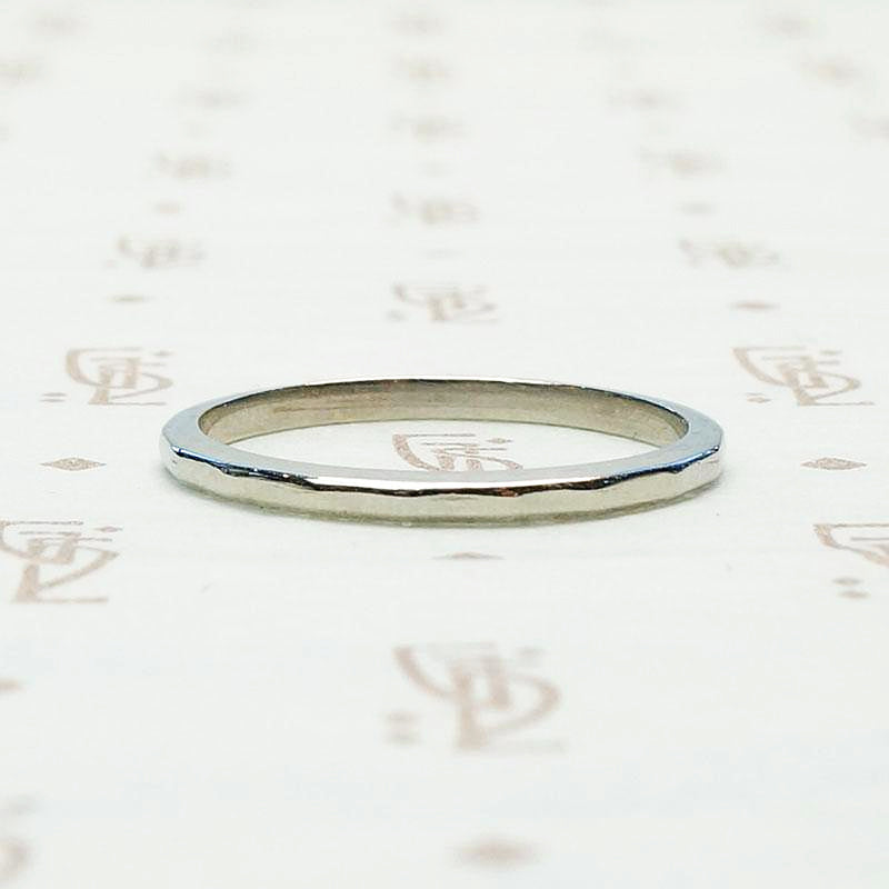 Retro Faceted Platinum Wedding Band