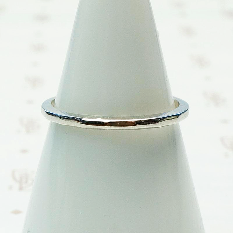 Retro Faceted Platinum Wedding Band