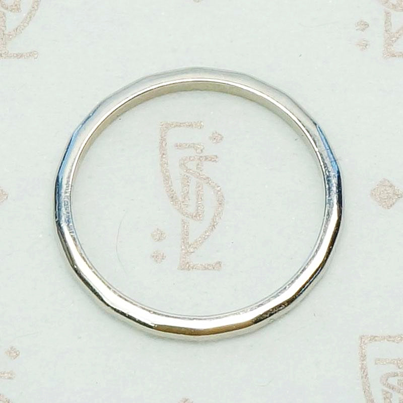 Retro Faceted Platinum Wedding Band