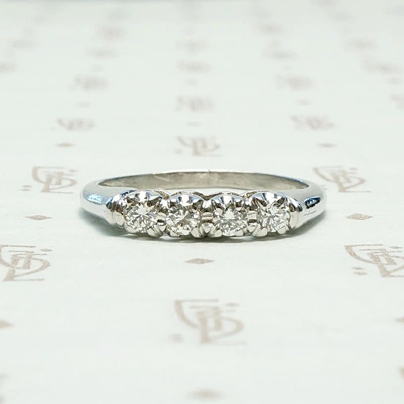 Pretty Four Diamond Mid Century Band