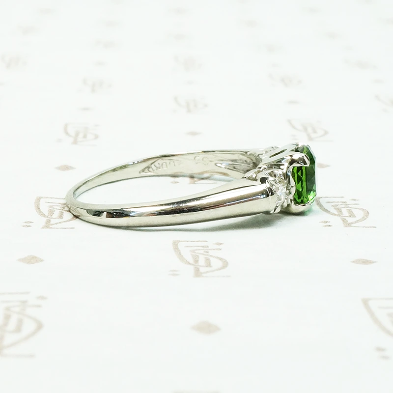 Spring Green Tourmaline in Flowery White Gold Ring