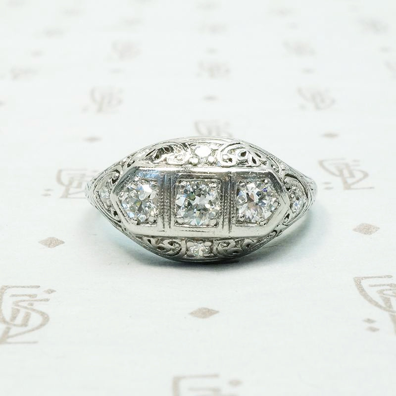19k White Gold Filigree Diamond Ring