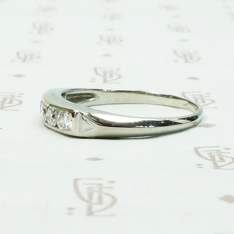 Refined Diamond Band in 18k White Gold