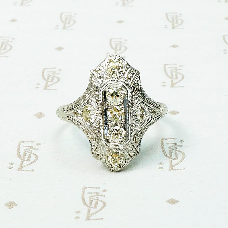 Exquisite Engraving Diamond Filigree Deco Ring