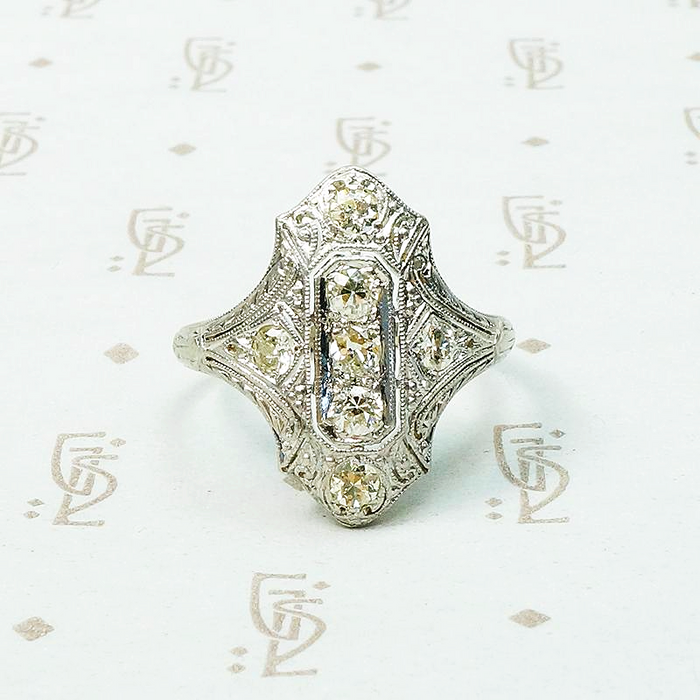 Exquisite Engraving Diamond Filigree Deco Ring