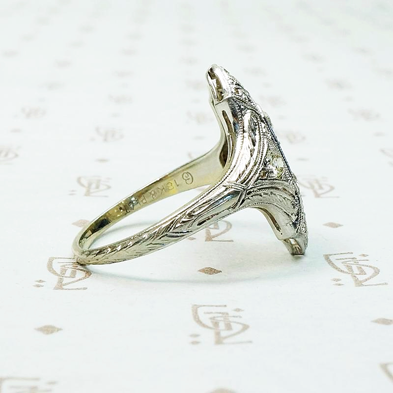 Exquisite Engraving Diamond Filigree Deco Ring
