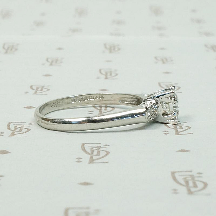 Timeless & Elegant Platinum Diamond Engagement Ring