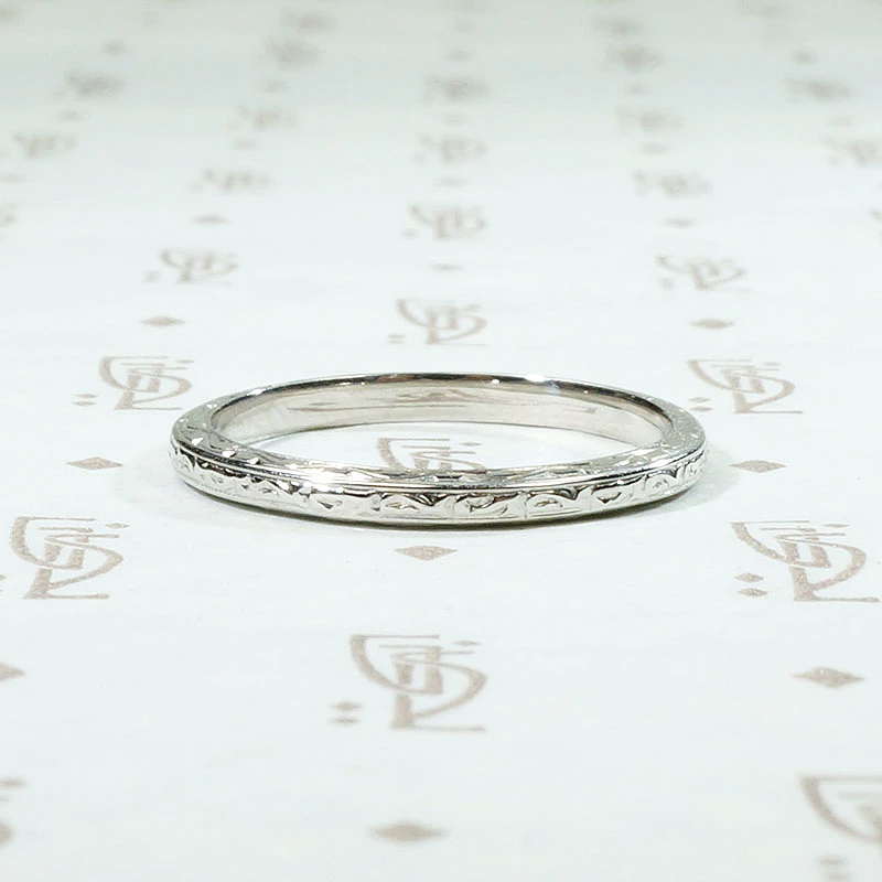 Mellow Geometric Design White Gold Band