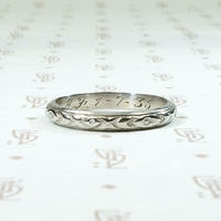 Subtle 18k White Gold Floral Band