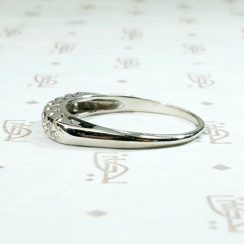 Timeless Seven Stone & White Gold Wedding Band