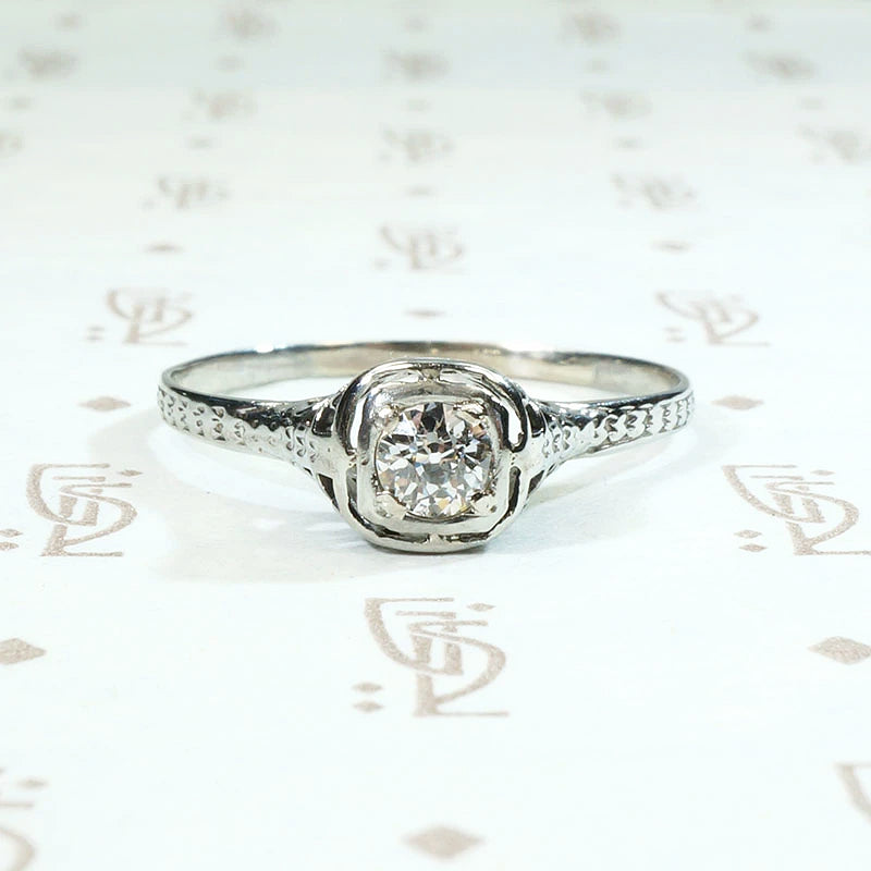 Sparkling Old European Cut Diamond Deco Solitaire