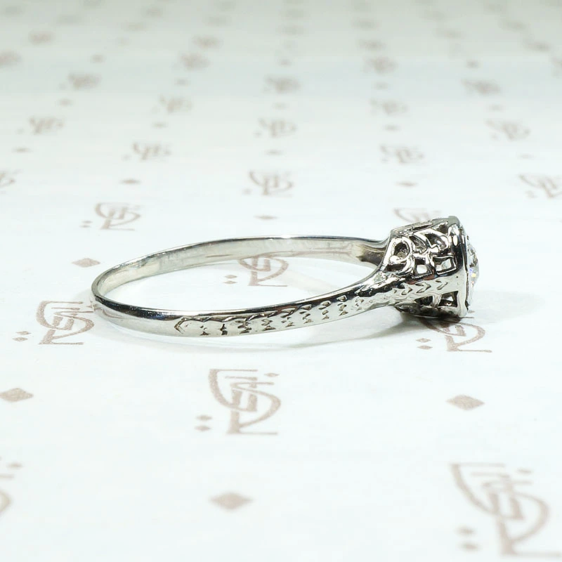 Sparkling Old European Cut Diamond Deco Solitaire