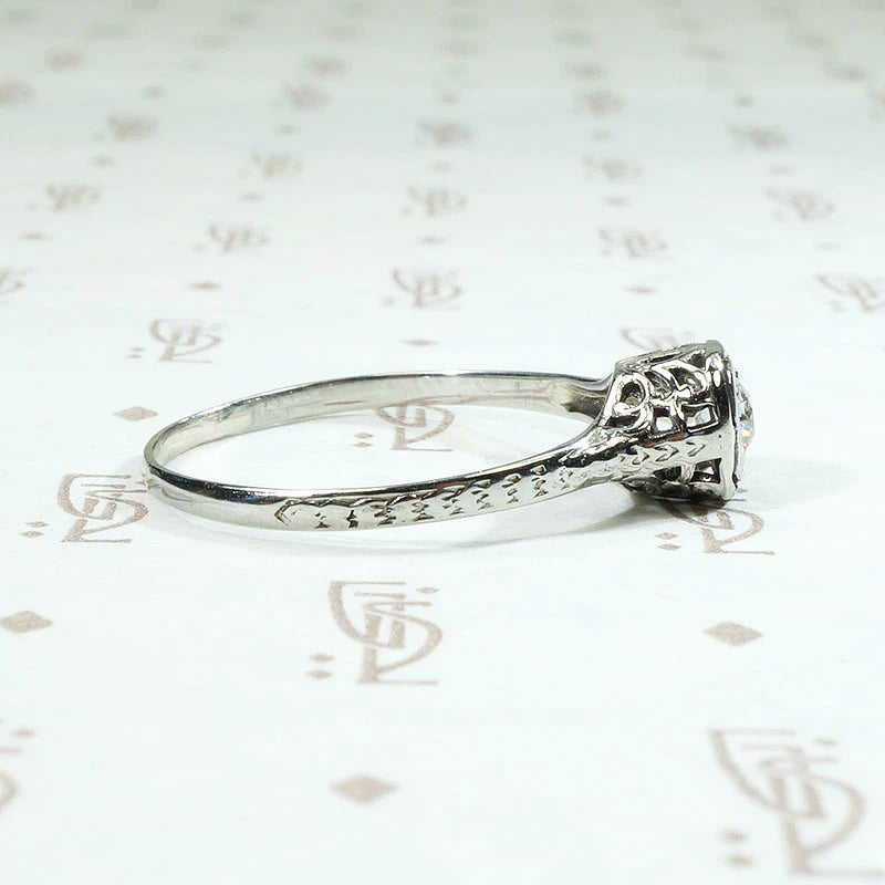 Sparkling Old European Cut Diamond Deco Solitaire
