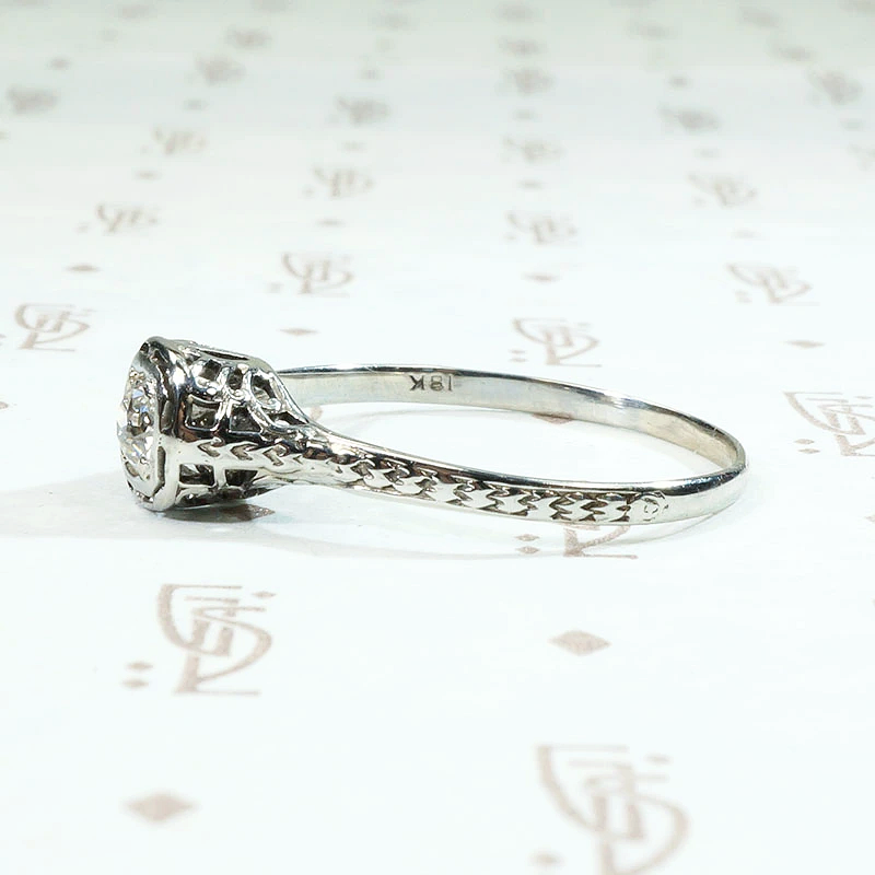 Sparkling Old European Cut Diamond Deco Solitaire