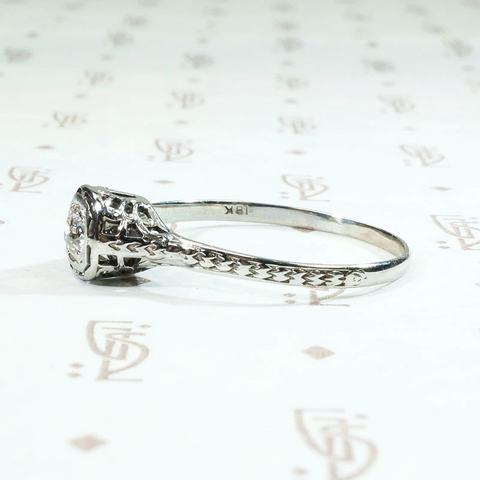 Sparkling Old European Cut Diamond Deco Solitaire