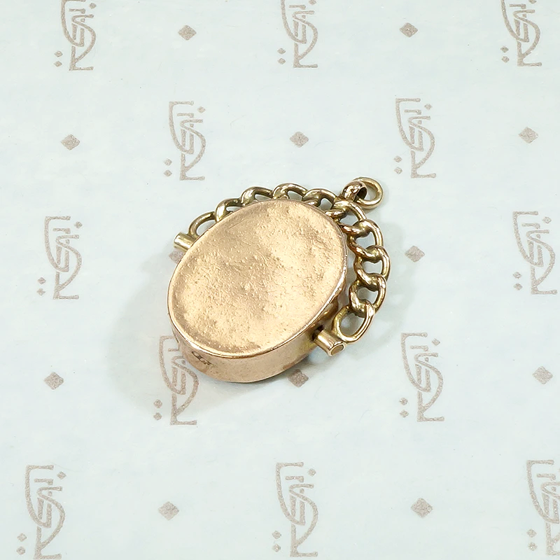 English Agate Swivel Fob in Rosy Gold