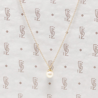 Vintage Solitaire Cultured Pearl Pendant in Gold