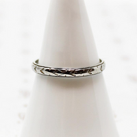 Geometric Arrow Patterned White Gold Band by Belais