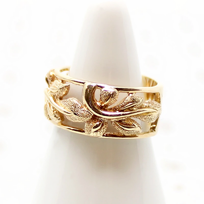 Sculpted Leaves Open Work Gold Band