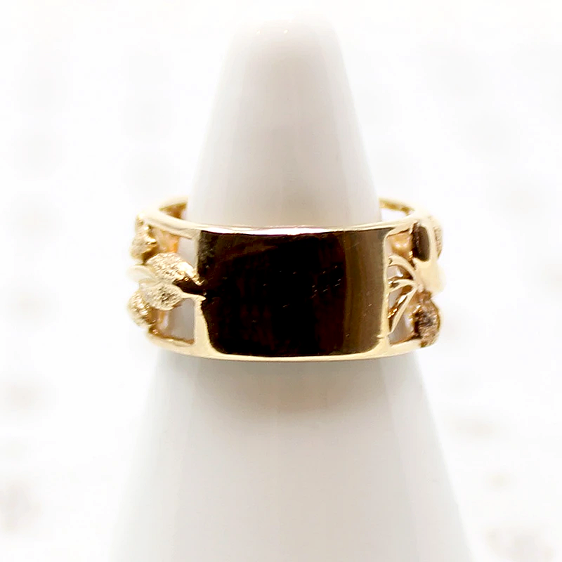 Sculpted Leaves Open Work Gold Band