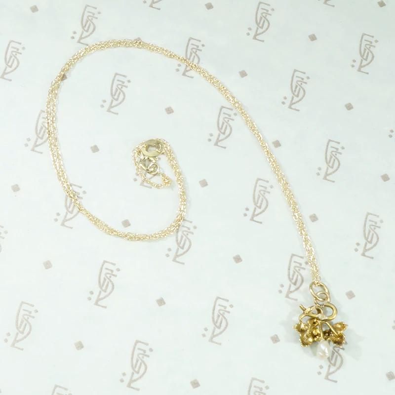 Highly Detailed Engraved Gold Grape Leaf Pendant