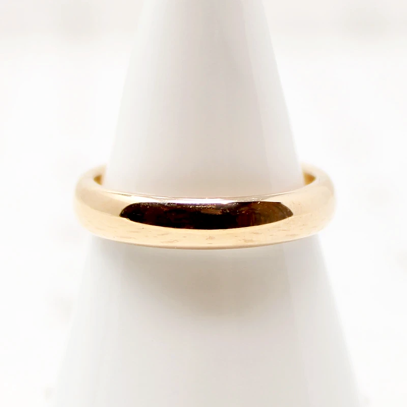 Softly Curved Art Deco Era Gold Wedding Band