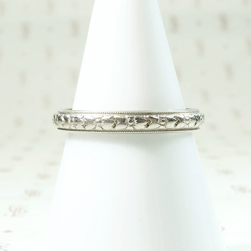 Art Deco White Gold Band with Crisp Engraving