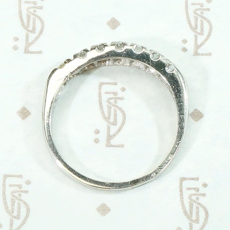 Classic Seven Diamond Band in Platinum