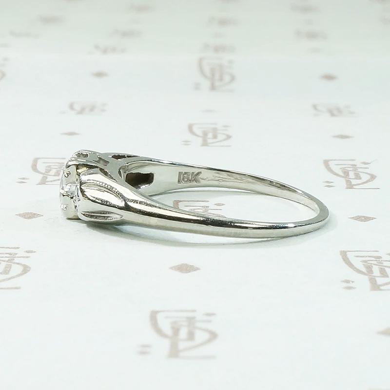 Classic Vintage Diamond Engagement Ring in White Gold