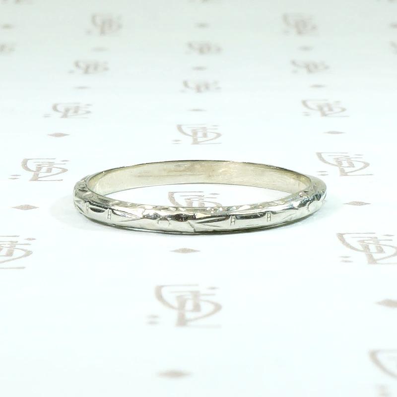 Soft Floral Pattern Art Deco White Gold Wedding Band