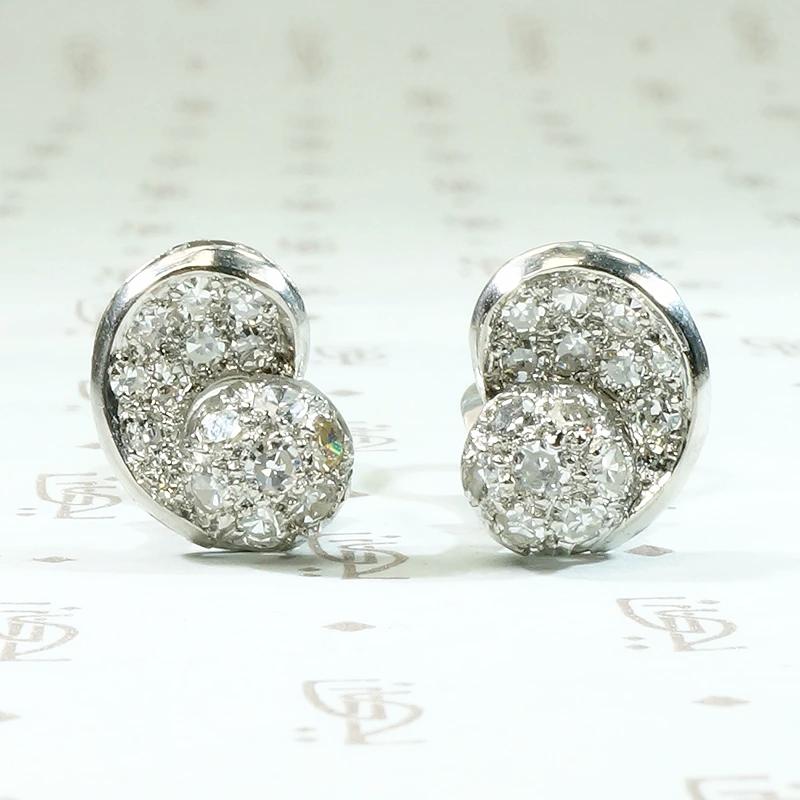 Luxe & Lively Diamond Retro Earrings in Platinum