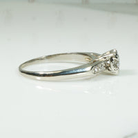Pretty 1940's Classic Engagement Ring