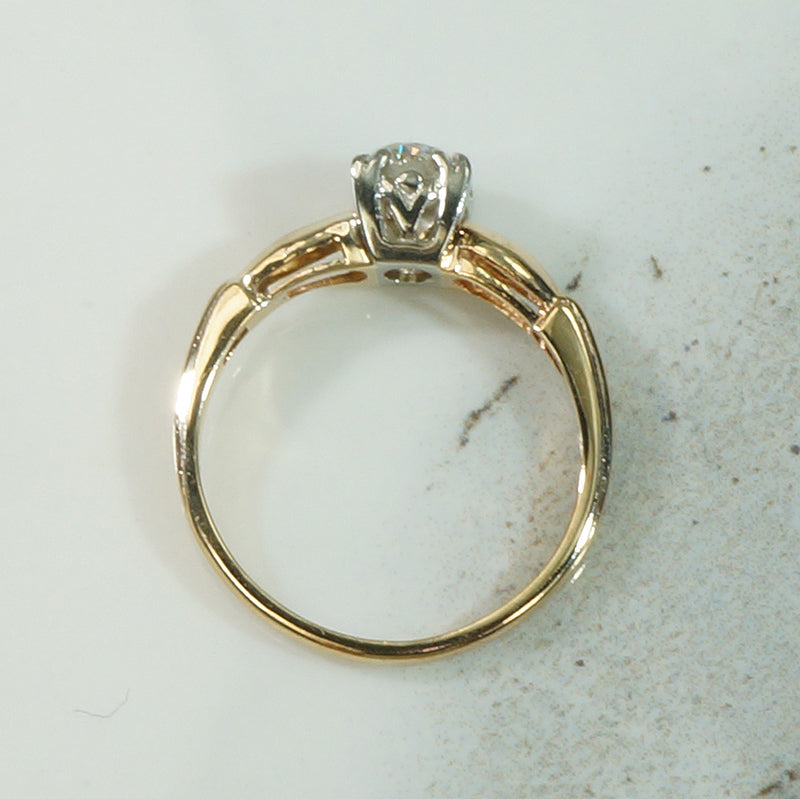 Beautiful 1940's Gold Diamond Engagement Ring