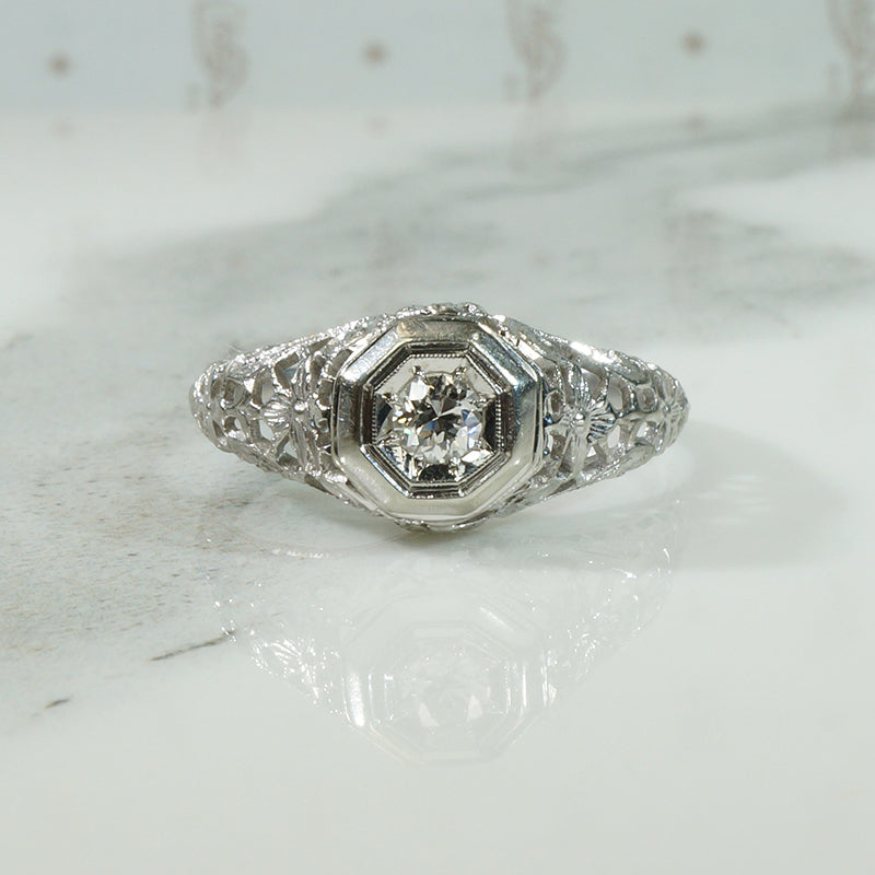Art Deco White Gold Filigree Diamond Ring