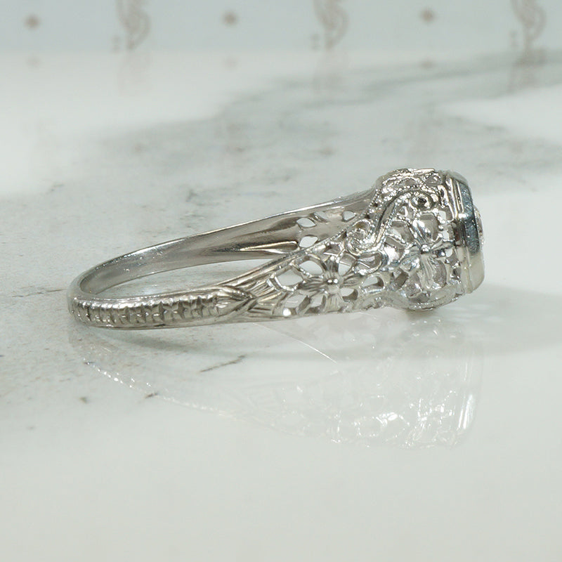 Art Deco White Gold Filigree Diamond Ring