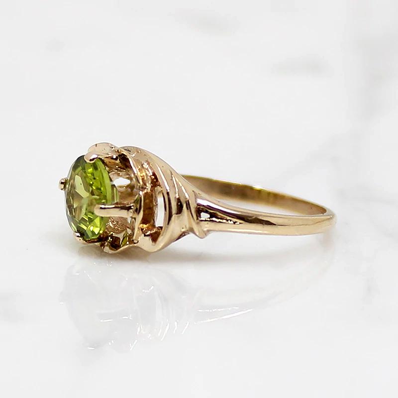 Lush Peridot in Shapely Gold Ring
